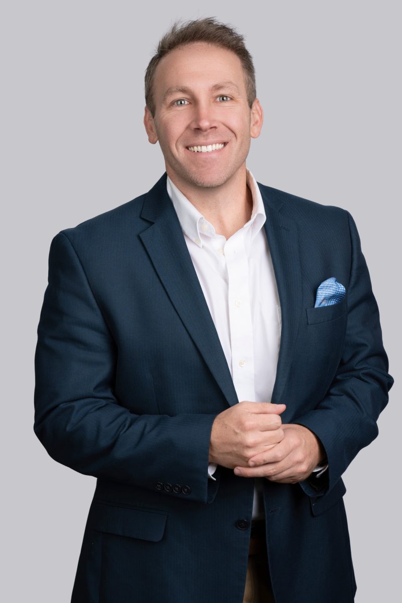 professional headshot of executive assistant - headshot photography denver