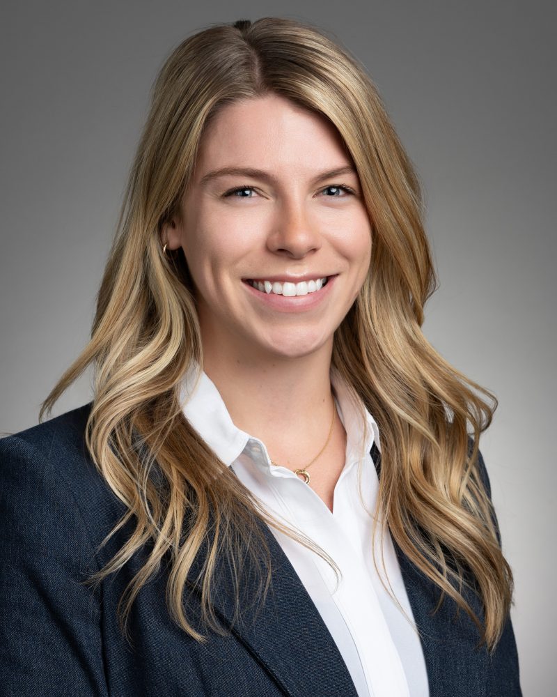 professional headshot of executive assistant - headshot photography denver