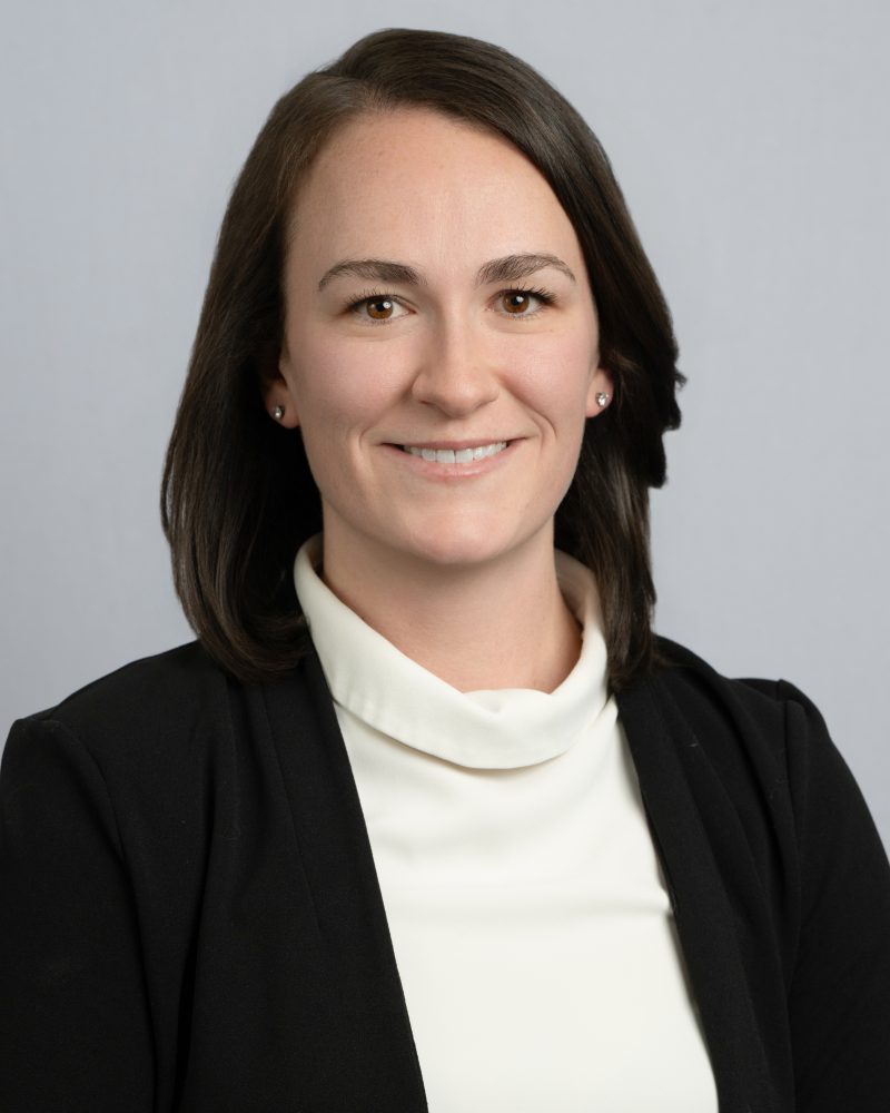 professional headshot of executive assistant - headshot photography denver